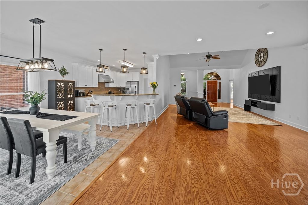 Image 14 of property listing at 572 Kelsall Drive, Richmond Hill, GA 31324