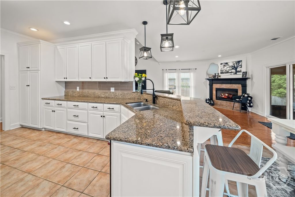 Image 21 of property listing at 572 Kelsall Drive, Richmond Hill, GA 31324