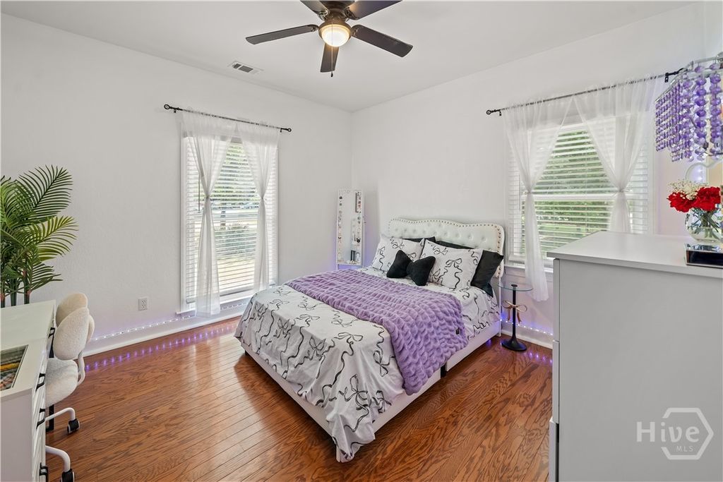 Image 44 of property listing at 572 Kelsall Drive, Richmond Hill, GA 31324