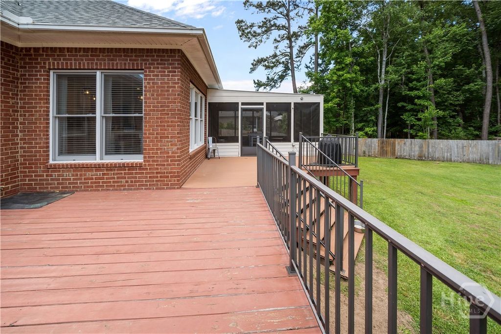 Image 60 of property listing at 572 Kelsall Drive, Richmond Hill, GA 31324