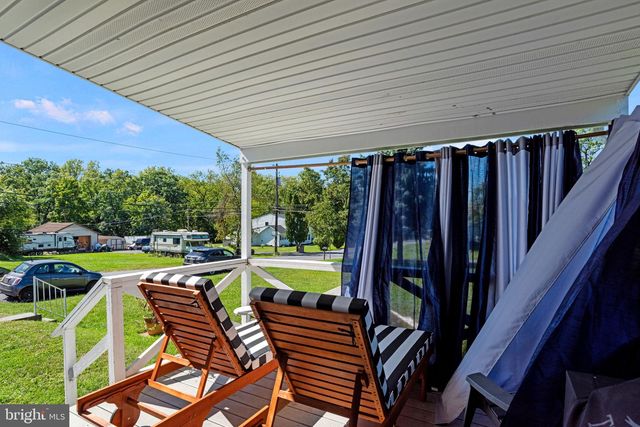 328 BEAVER RD, Harrisburg, PA 17112