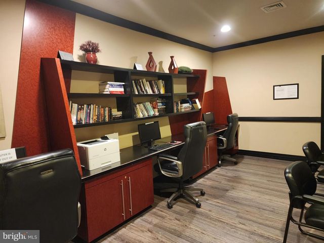 2791 CENTERBORO DR #475, Vienna, VA 22181