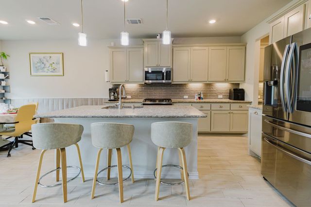 2021 Matlock CIR, Hutto, TX 78634