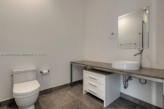 465 Brickell Ave 4104, Miami, FL 33131