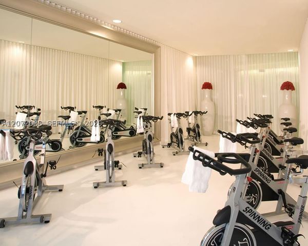465 Brickell Ave 4104, Miami, FL 33131