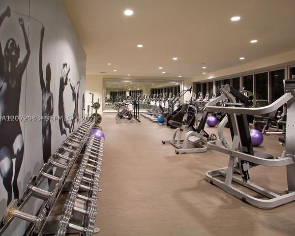 465 Brickell Ave 4104, Miami, FL 33131