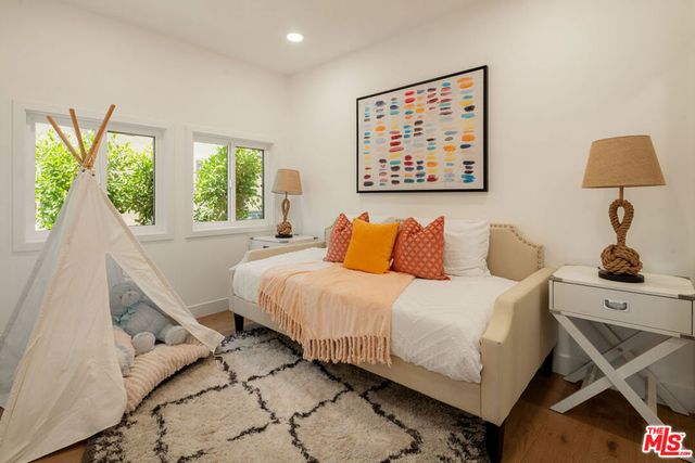 4224 6th Avenue, Los Angeles, CA 90008