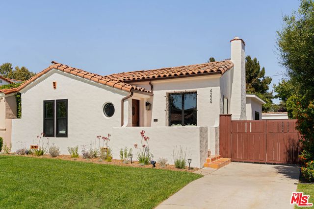 4224 6th Avenue, Los Angeles, CA 90008