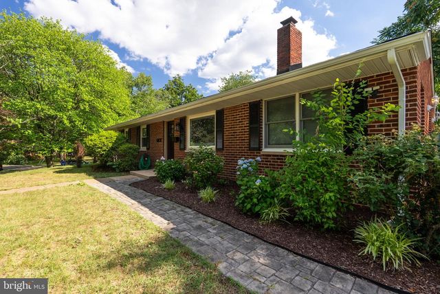 6101 TONTO CT, Alexandria, VA 22312