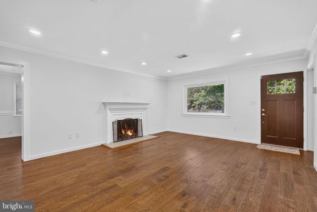 6101 TONTO CT, Alexandria, VA 22312