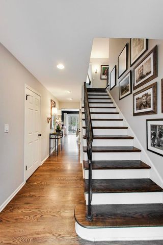 737 York Court, Northbrook, IL 60062