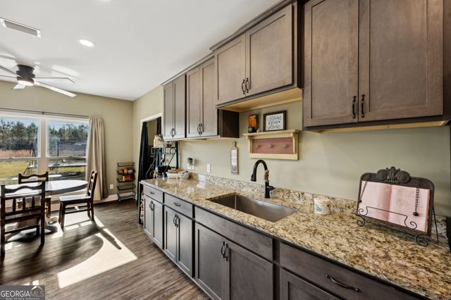 691 Oak Well Road, Kingsland, GA 31548