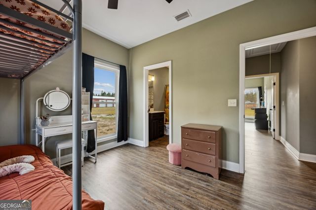 691 Oak Well Road, Kingsland, GA 31548