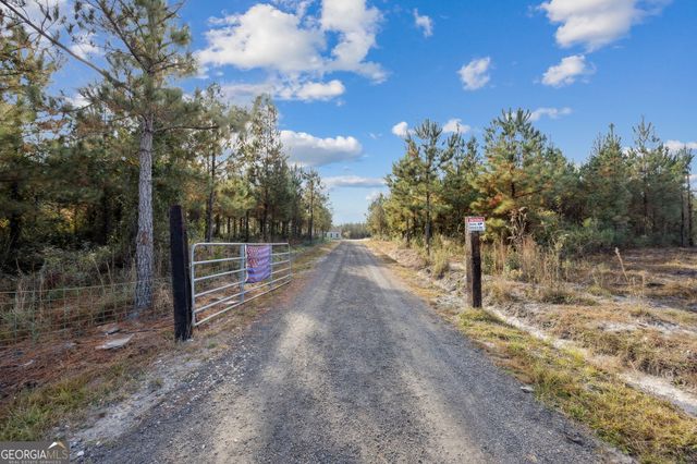 691 Oak Well Road, Kingsland, GA 31548