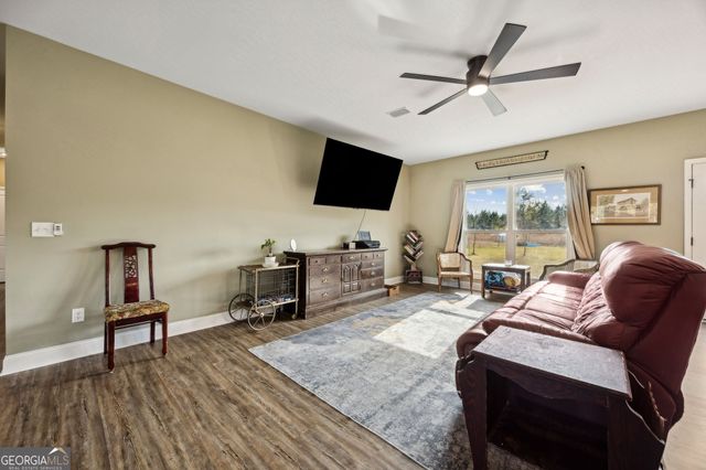 691 Oak Well Road, Kingsland, GA 31548