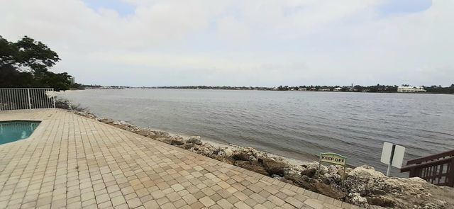 117 Barefoot Cove, Hypoluxo, FL 33462