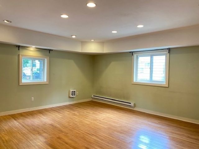 93 Harvey St 1, Cambridge, MA 02140