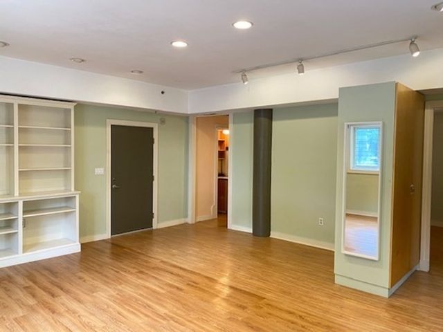 93 Harvey St 1, Cambridge, MA 02140