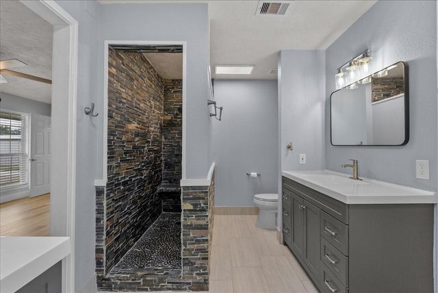 17903 County Road 125, Pearland, TX 77581