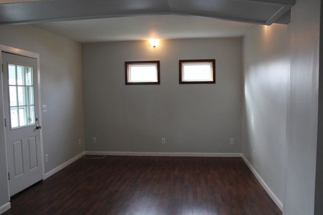 19537 E 12 Mile Road, Roseville, MI 48066