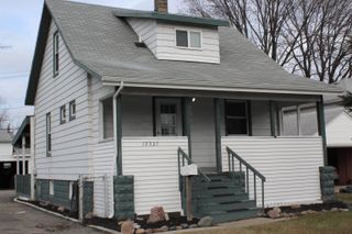 19537 E 12 Mile Road, Roseville, MI 48066