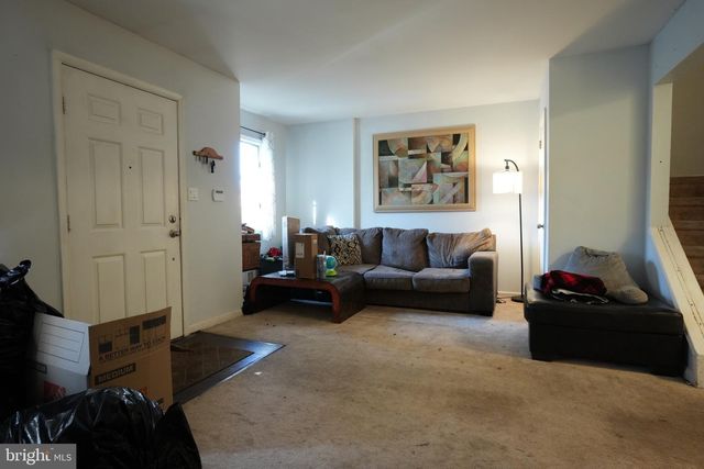 5 TUDOR CT, Ewing, NJ 08628