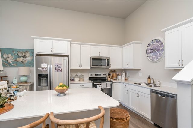 1768 Apex Avenue, West Des Moines, IA 50266