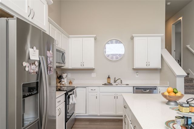 1768 Apex Avenue, West Des Moines, IA 50266