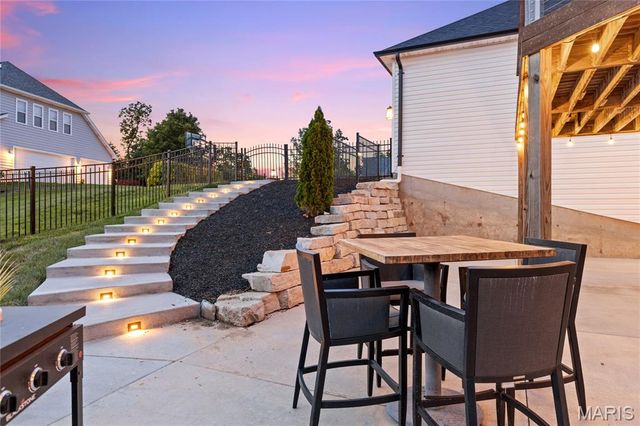 5335 Lancelot Drive, Weldon Spring, MO 63304