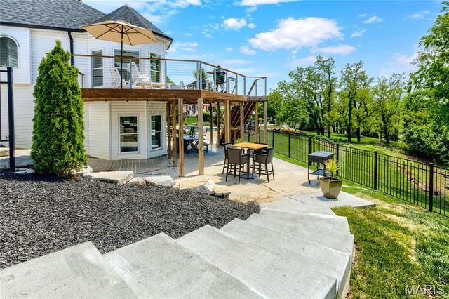 5335 Lancelot Drive, Weldon Spring, MO 63304
