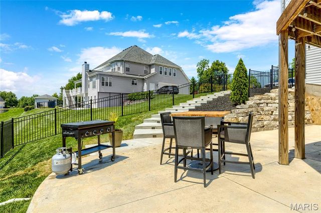 5335 Lancelot Drive, Weldon Spring, MO 63304