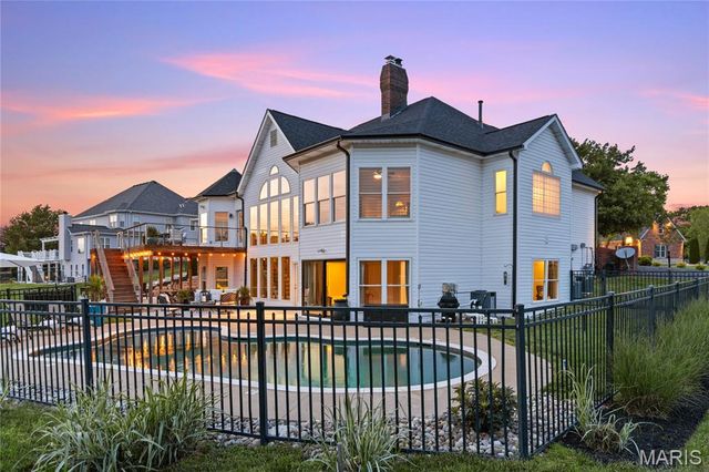 5335 Lancelot Drive, Weldon Spring, MO 63304