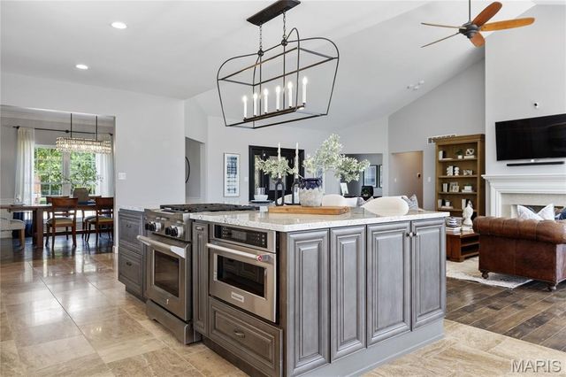 5335 Lancelot Drive, Weldon Spring, MO 63304