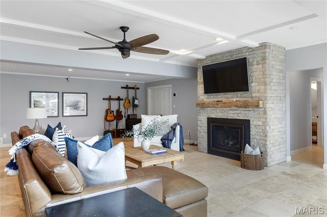 5335 Lancelot Drive, Weldon Spring, MO 63304