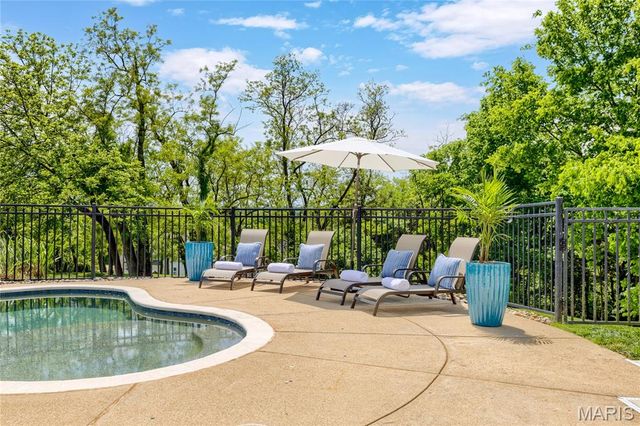 5335 Lancelot Drive, Weldon Spring, MO 63304