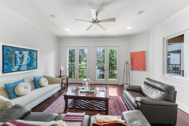 18 Secluded Trail, The Woodlands, TX 77380