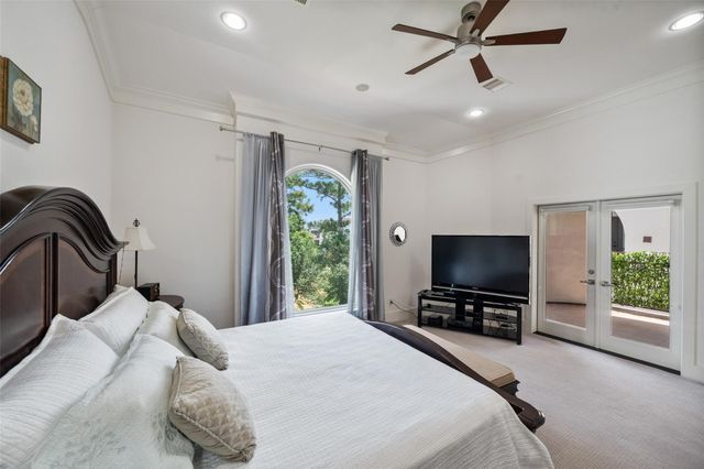 18 Secluded Trail, The Woodlands, TX 77380