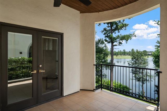 18 Secluded Trail, The Woodlands, TX 77380