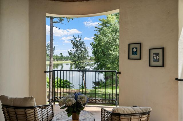 18 Secluded Trail, The Woodlands, TX 77380