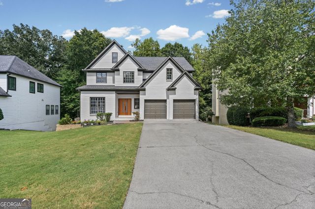625 Kingsport Drive, Roswell, GA 30076