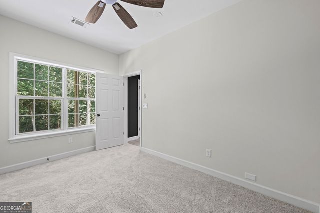 625 Kingsport Drive, Roswell, GA 30076