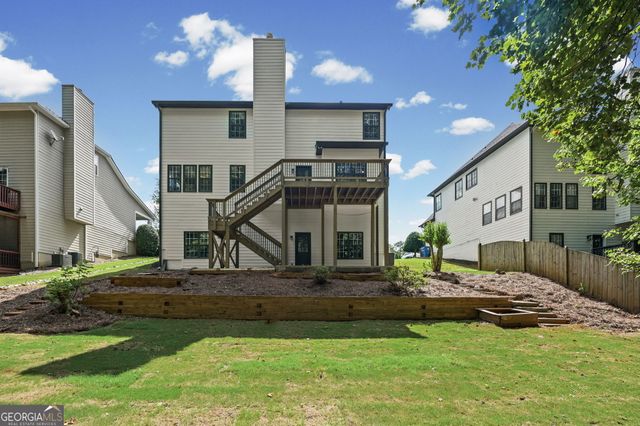 625 Kingsport Drive, Roswell, GA 30076