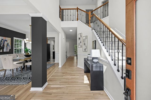 625 Kingsport Drive, Roswell, GA 30076