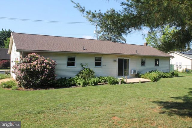 1641 STEVENS ST, East Petersburg, PA 17520