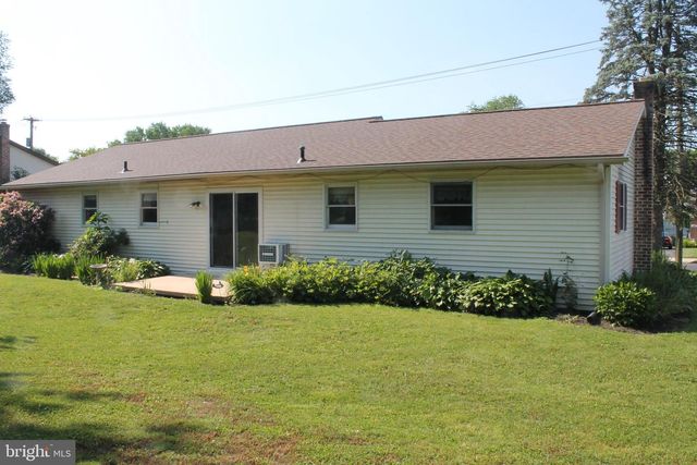 1641 STEVENS ST, East Petersburg, PA 17520