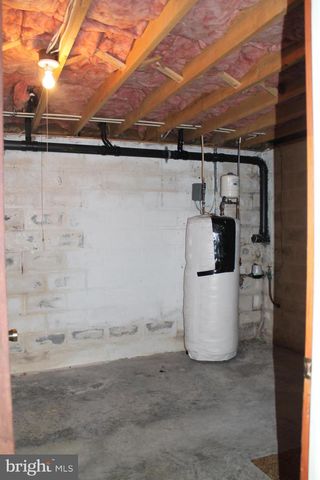 1641 STEVENS ST, East Petersburg, PA 17520