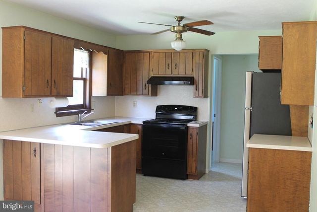 1641 STEVENS ST, East Petersburg, PA 17520