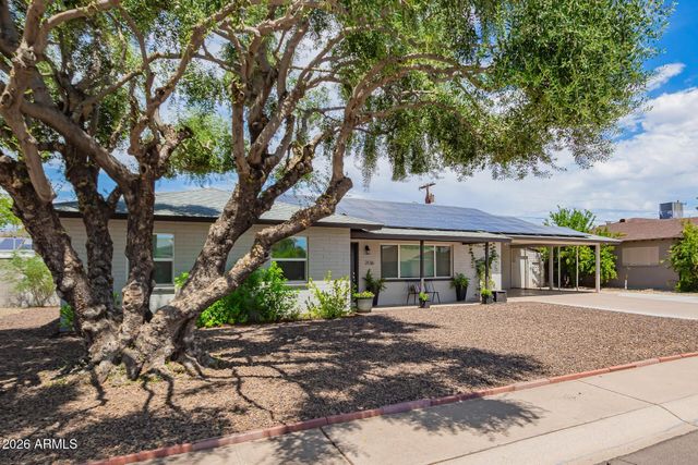 2136 W Village Drive, Phoenix, AZ 85023