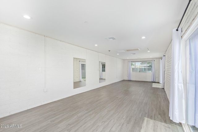 2136 W Village Drive, Phoenix, AZ 85023