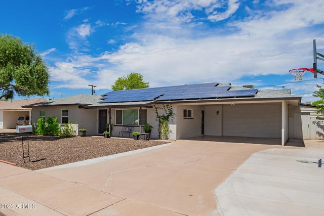 2136 W Village Drive, Phoenix, AZ 85023